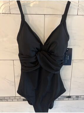 NEW Jantzen Black Twist-Front One-Piece Swimsuit, Size 8